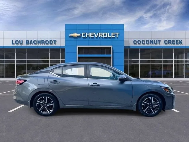 2025 Nissan Sentra SV photo 9