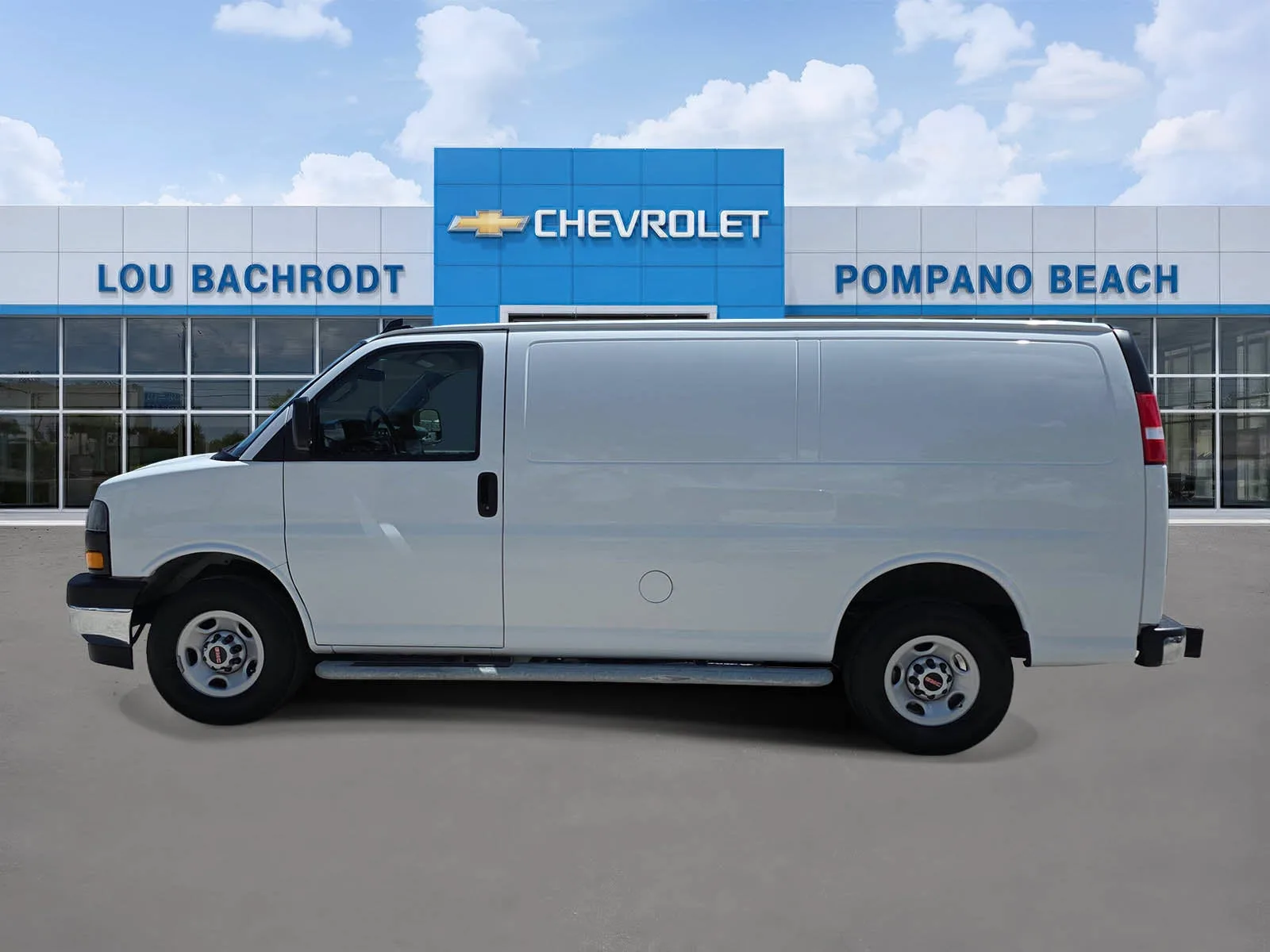 2024 GMC Savana Cargo 2500 Work Van photo 4
