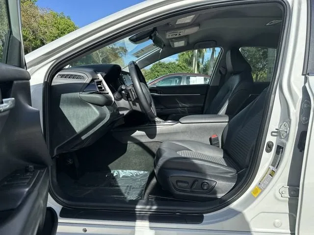 2024 Toyota Camry SE photo 22