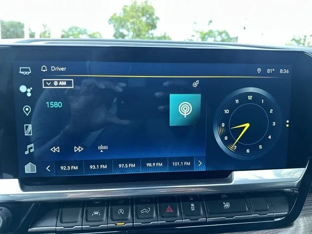 2023 Chevrolet Silverado 1500 RST photo 25