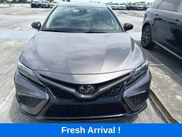 2021 Toyota Camry SE Nightshade photo 19