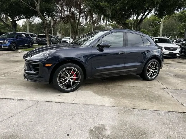 2023 Porsche Macan S photo 31