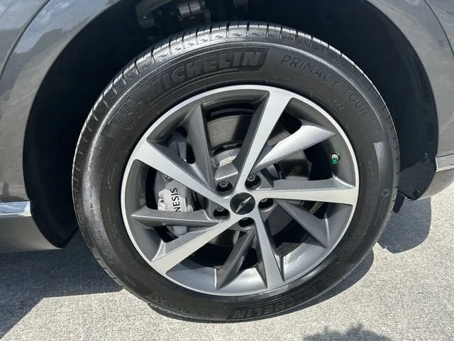 2025 Genesis GV80 3.5T Advanced photo 11