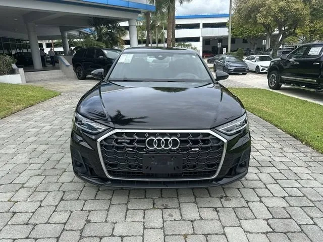 2023 Audi A8 4DR L QTRO 55 TFS photo 18