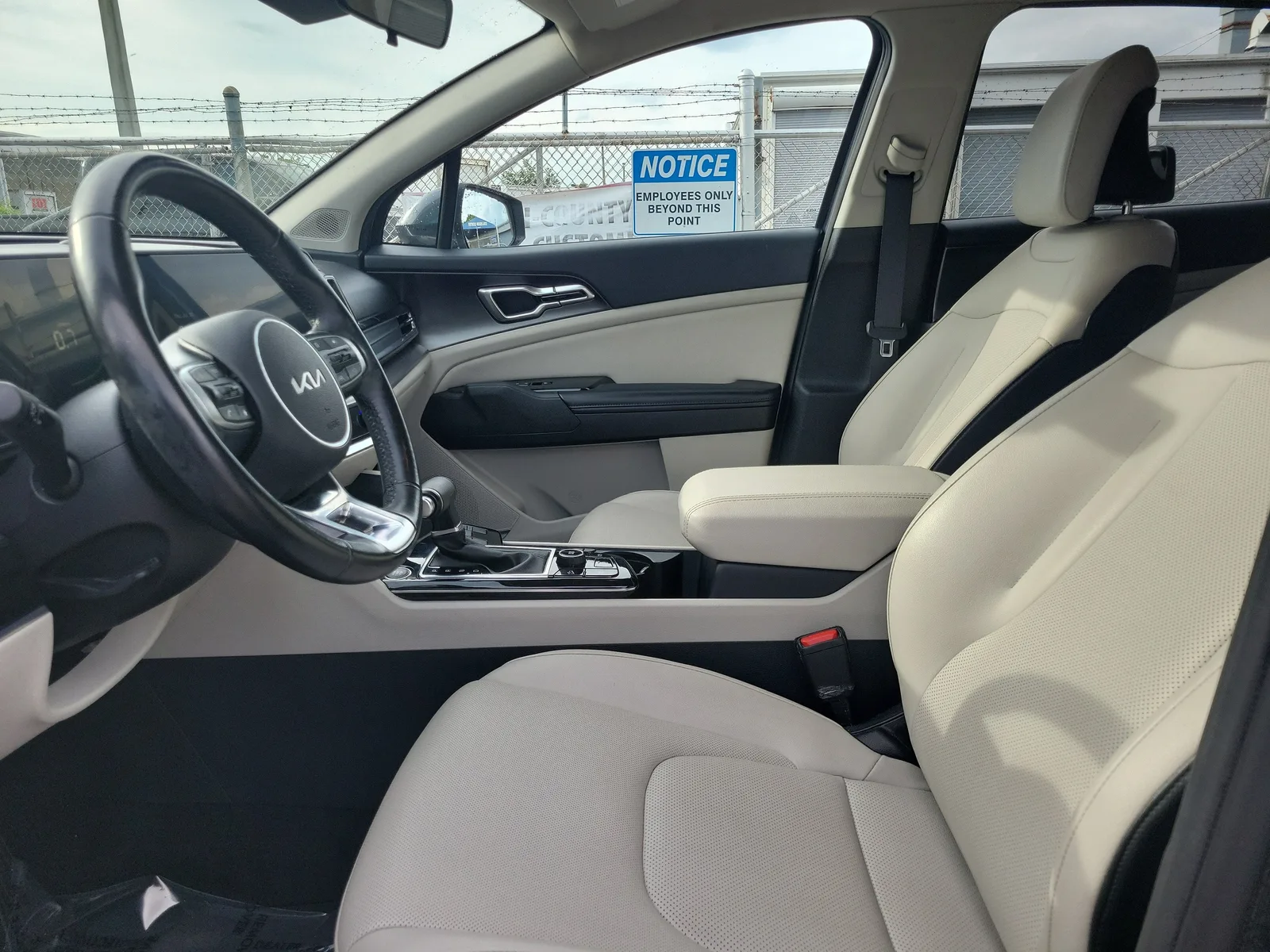 2023 Kia Sportage EX photo 20