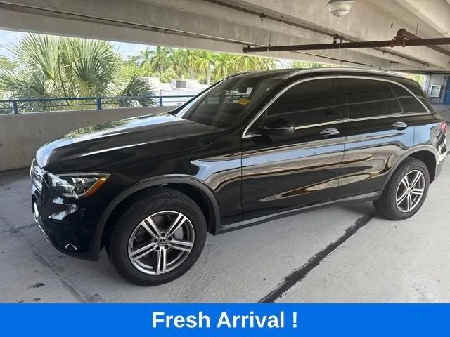 2022 Mercedes-Benz GLC
