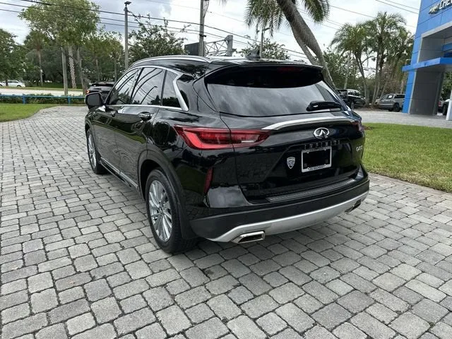 2023 INFINITI QX50 LUXE photo 32