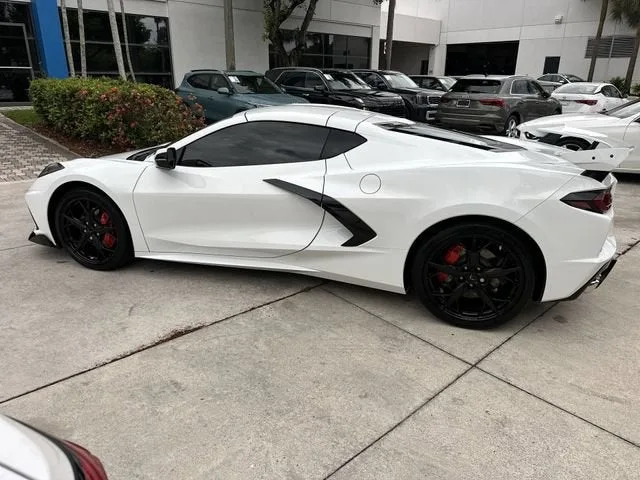 2024 Chevrolet Corvette Stingray 1LT photo 32