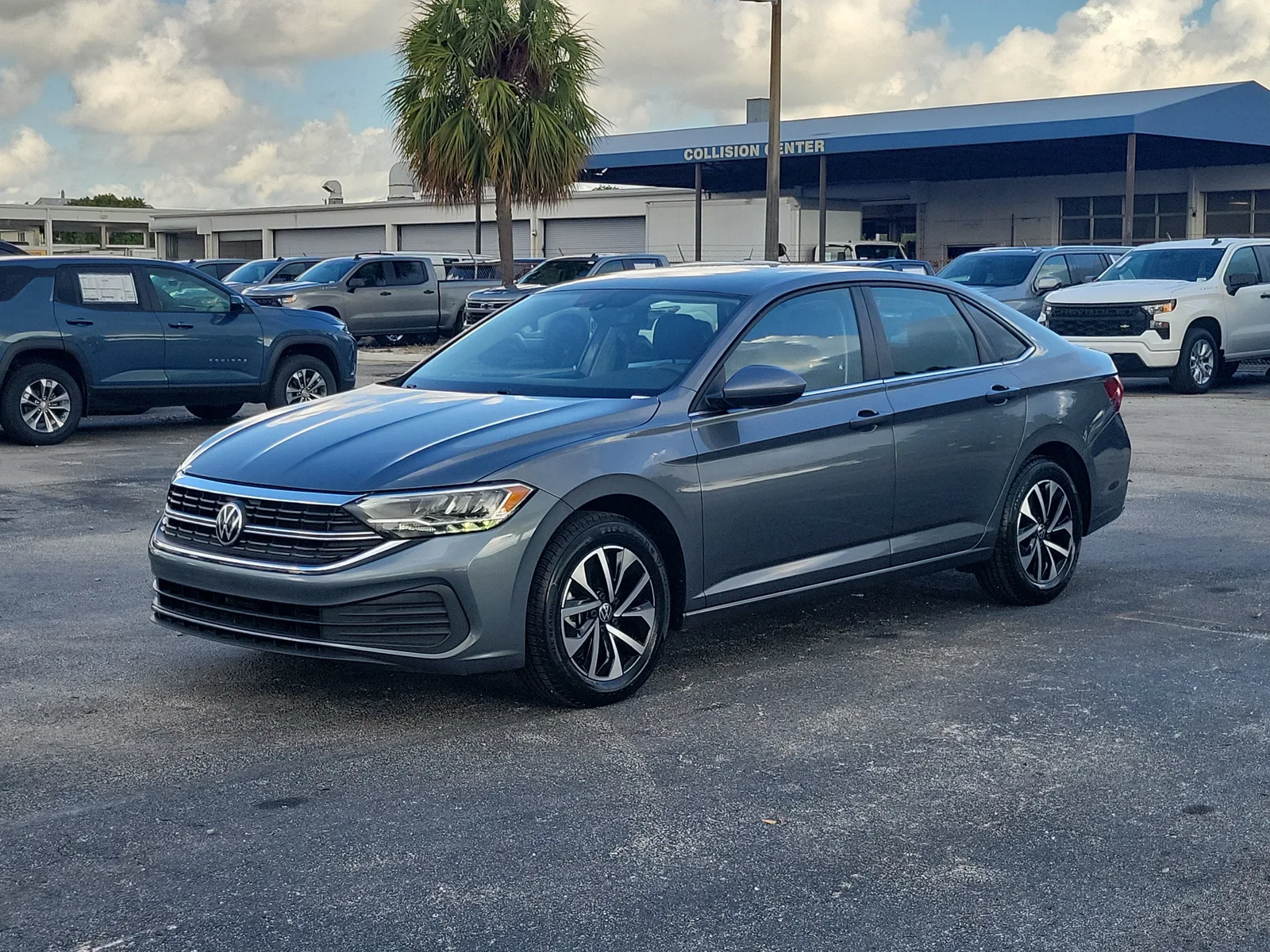 2023 Volkswagen Jetta S photo 7