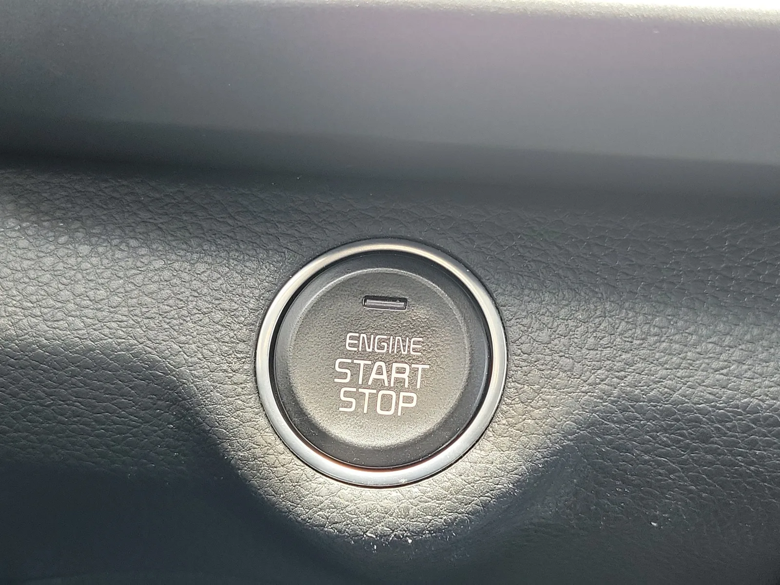 2022 Kia Rio 5-Door S photo 31