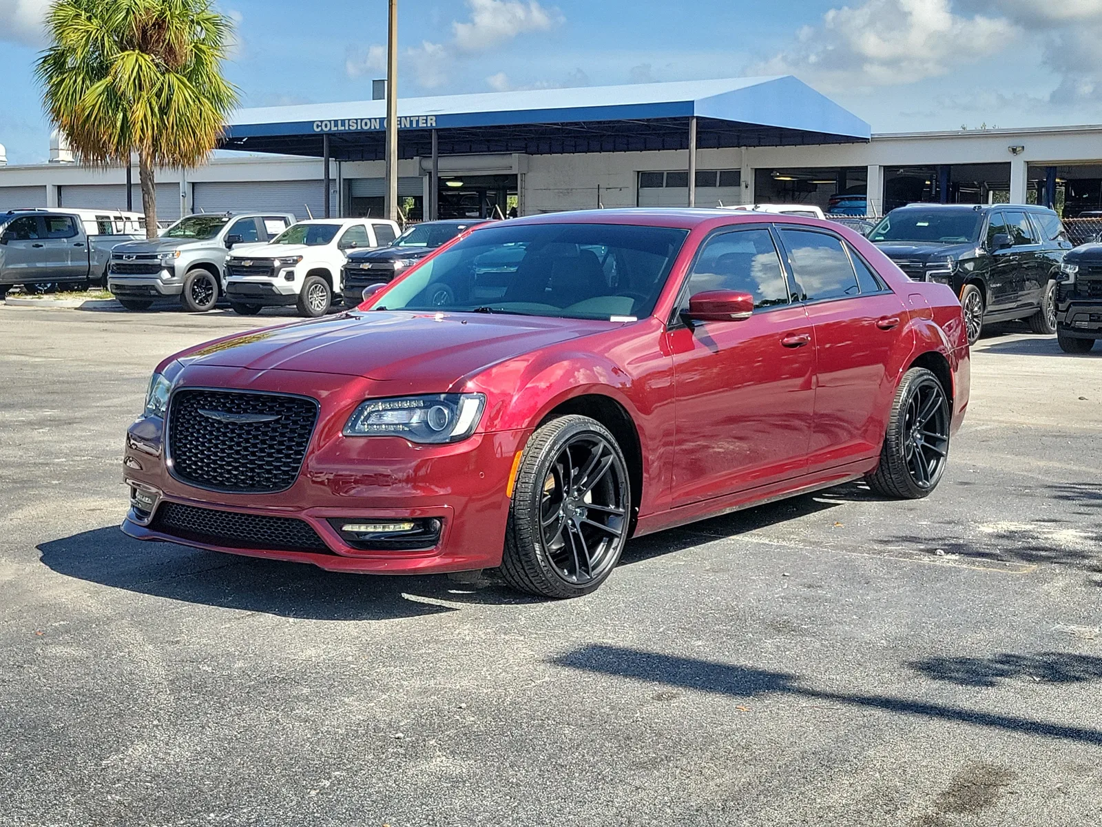 2021 Chrysler 300 Touring L photo 7