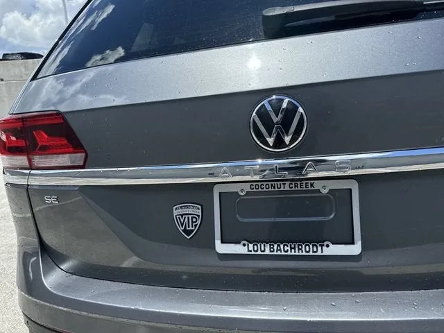2022 Volkswagen Atlas 2.0T SE w/Technology photo 13