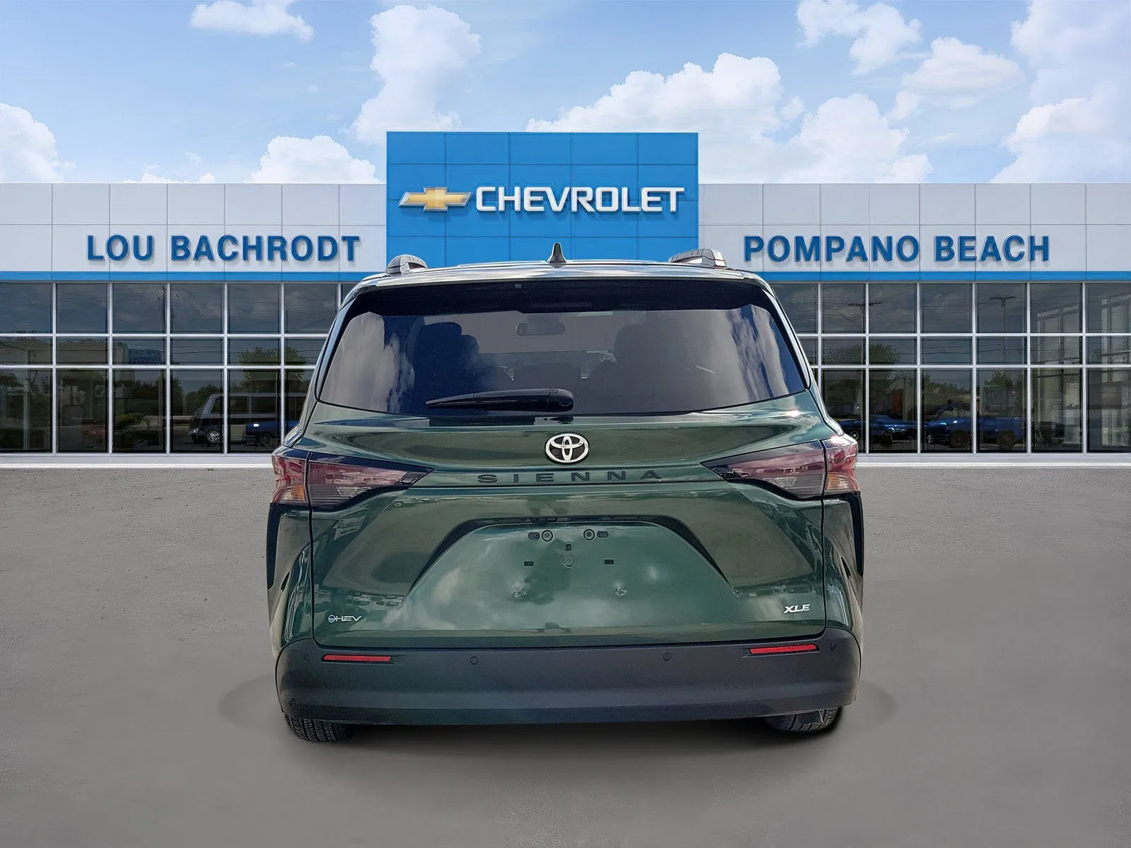 2026 Toyota Sienna XLE photo 4