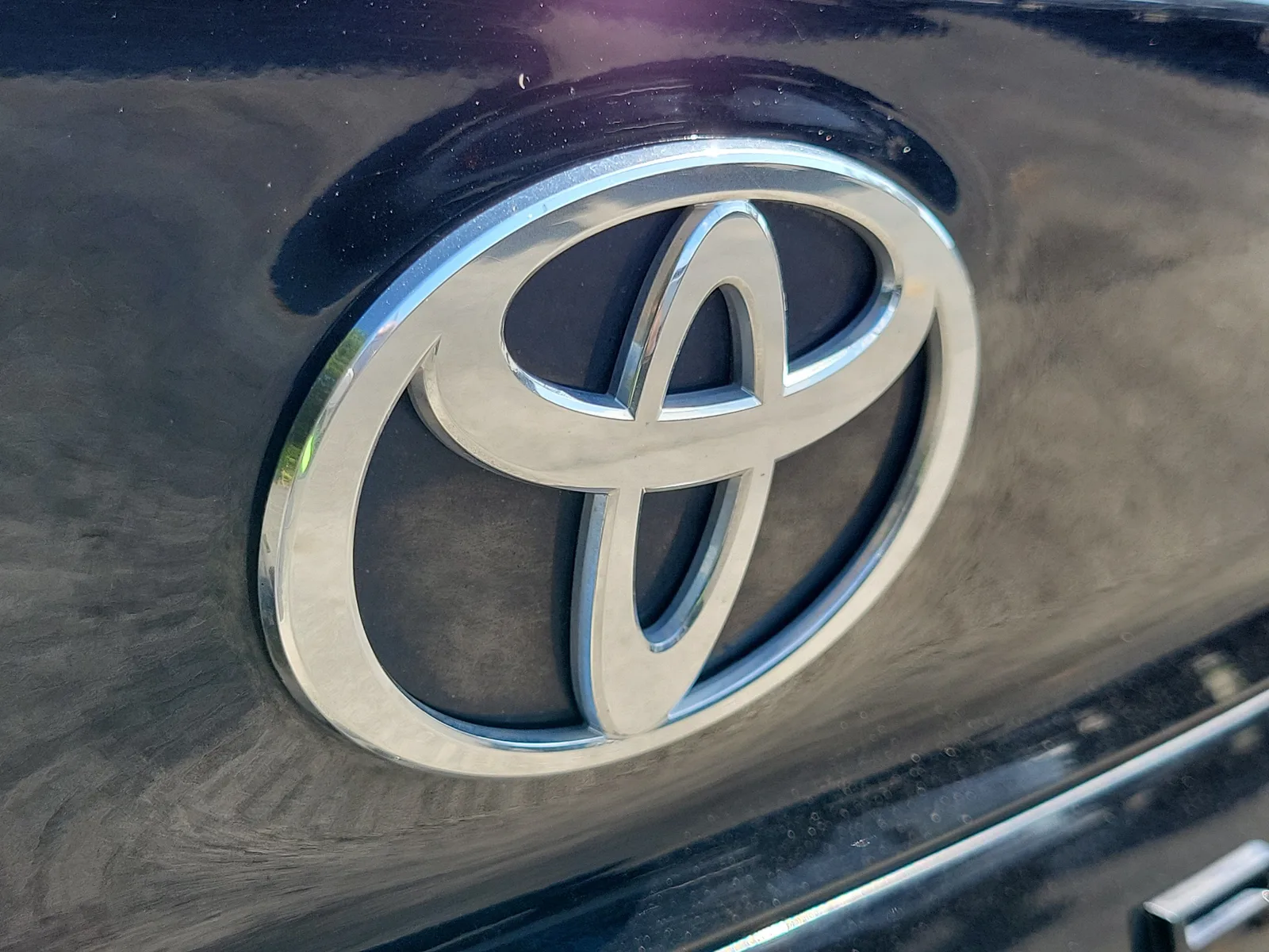 2025 Toyota Camry LE photo 10