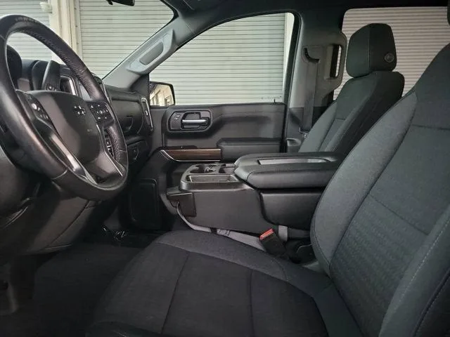 2022 Chevrolet Silverado 1500 LTD RST photo 18