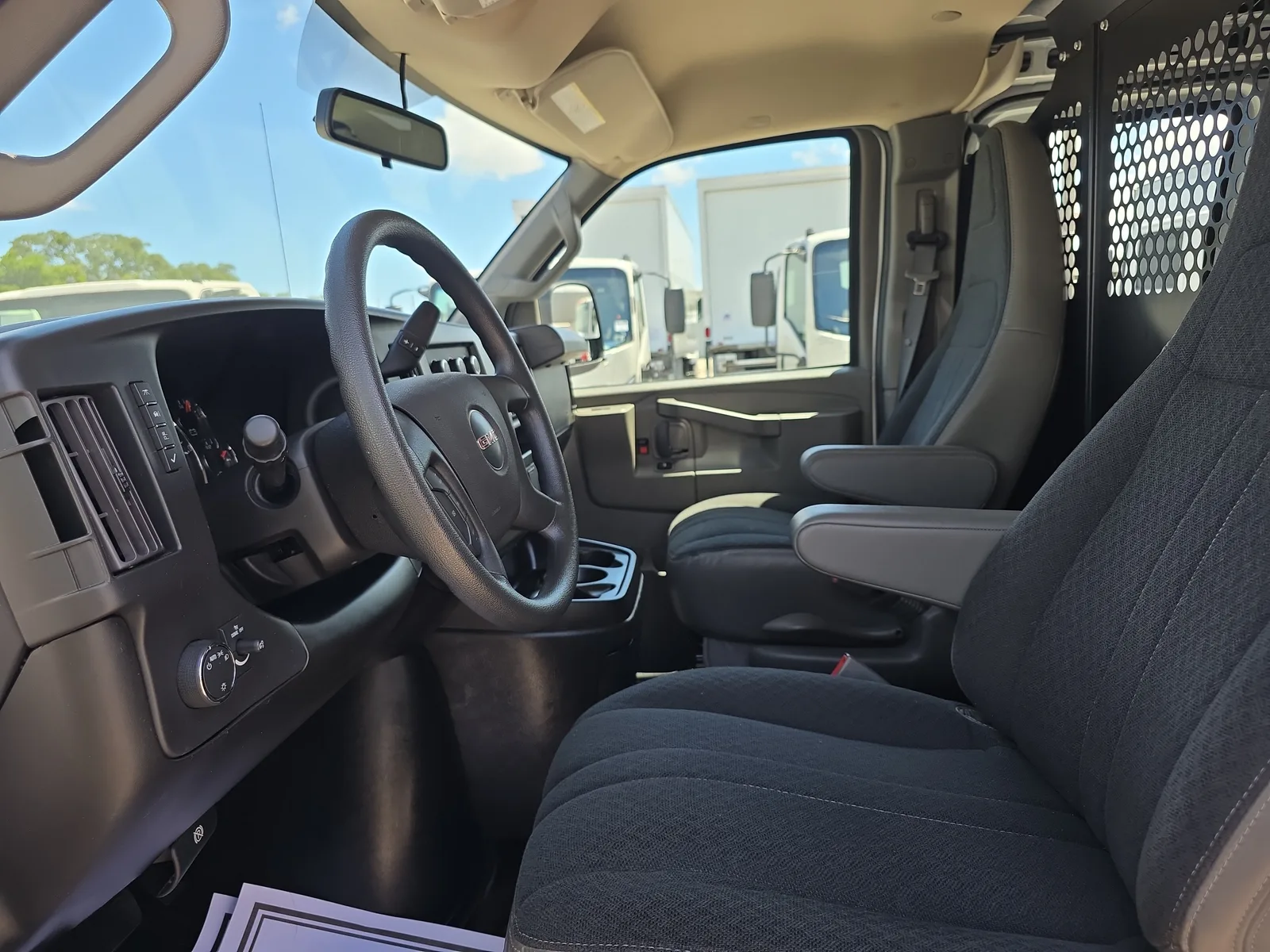 2024 GMC Savana Cargo 2500 Work Van photo 23