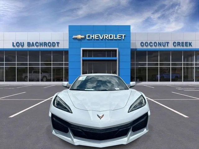 2023 Chevrolet Corvette Z06 3LZ photo 3