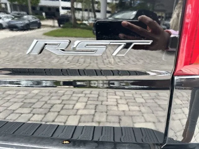 2024 Chevrolet Silverado 1500 RST photo 38