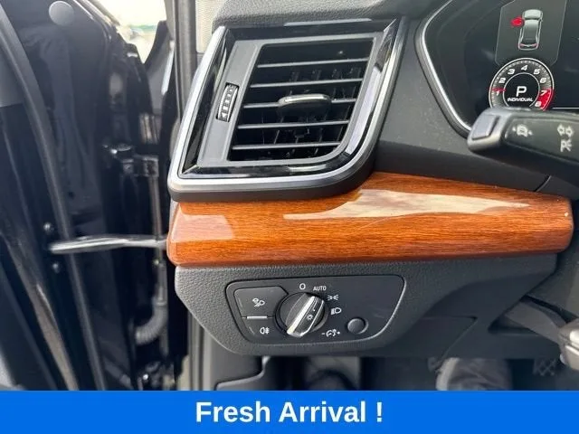 2021 Audi Q5 Premium Plus photo 10
