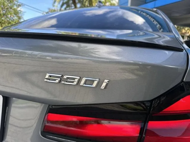 2023 BMW 5 Series 530i photo 40