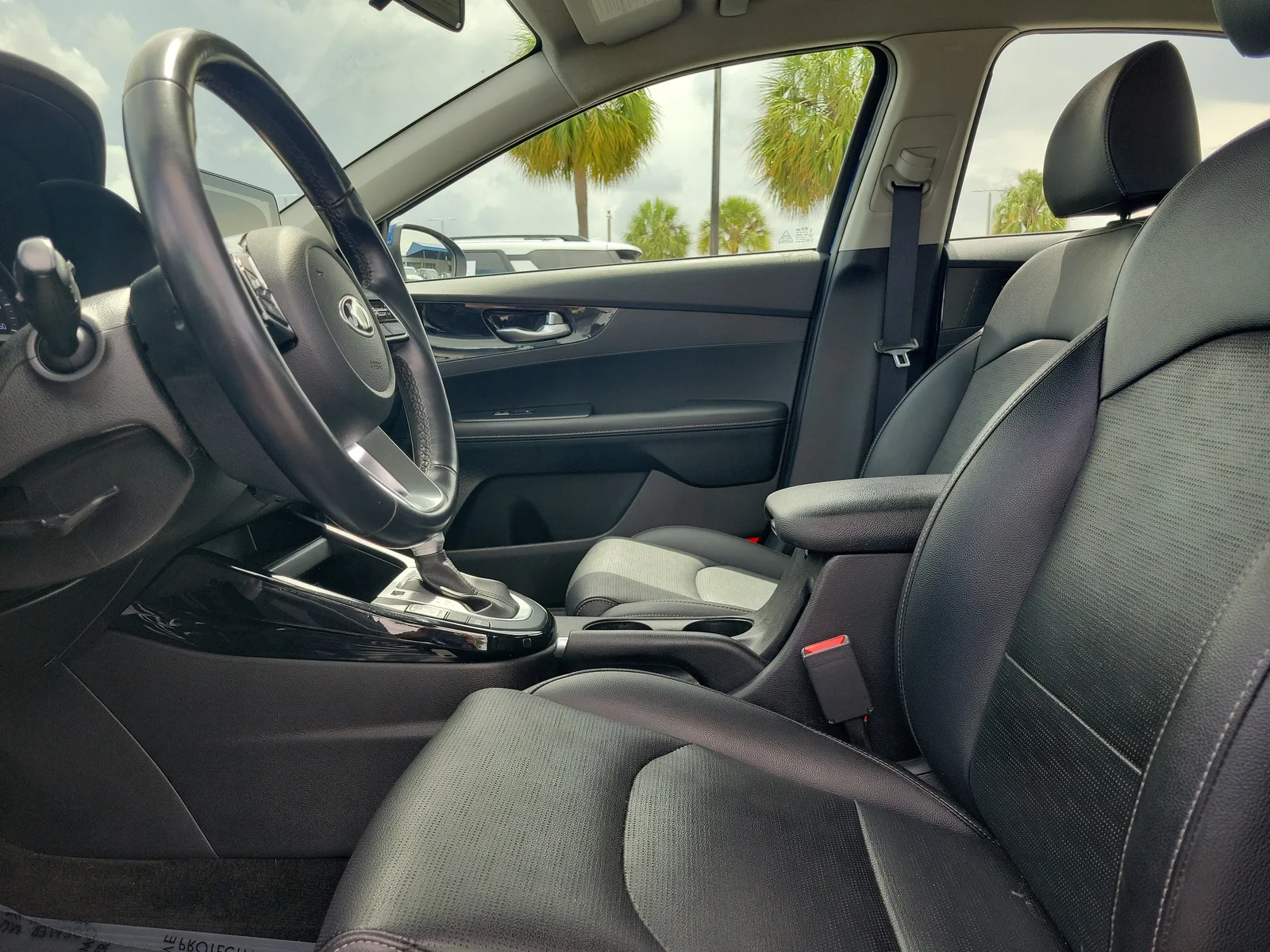2020 Kia Forte EX photo 21