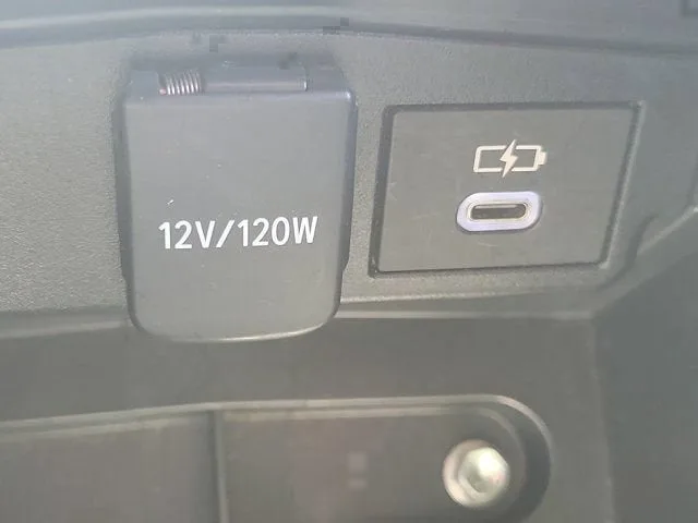 2024 Toyota Corolla SE photo 31