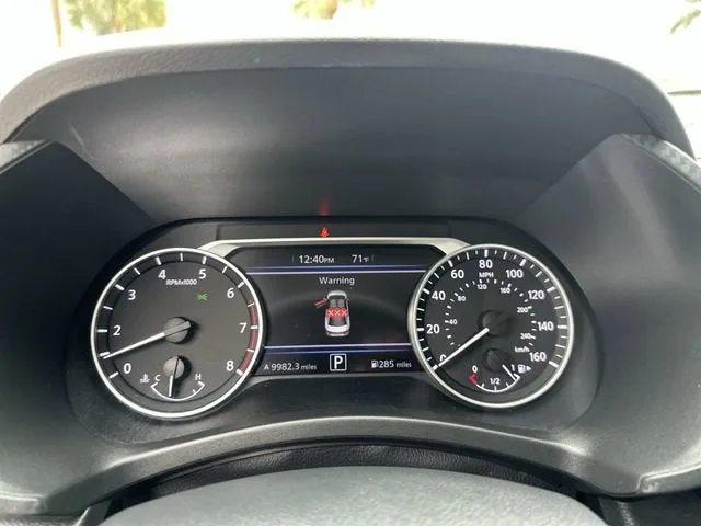 2025 Nissan Sentra SV photo 26