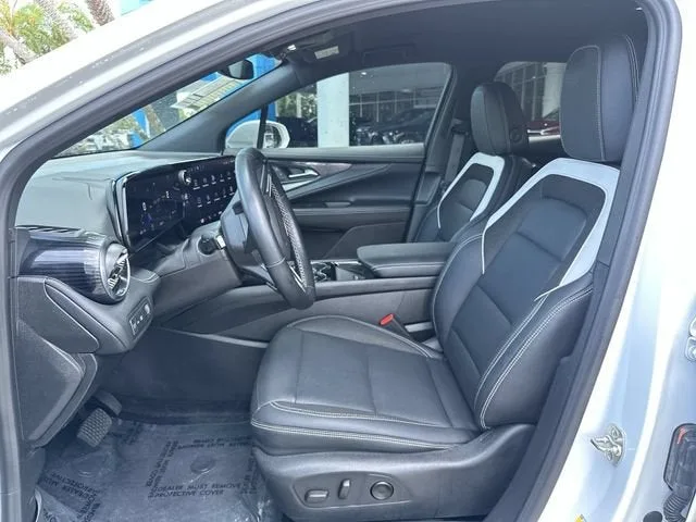 2024 Chevrolet Blazer EV LT photo 30