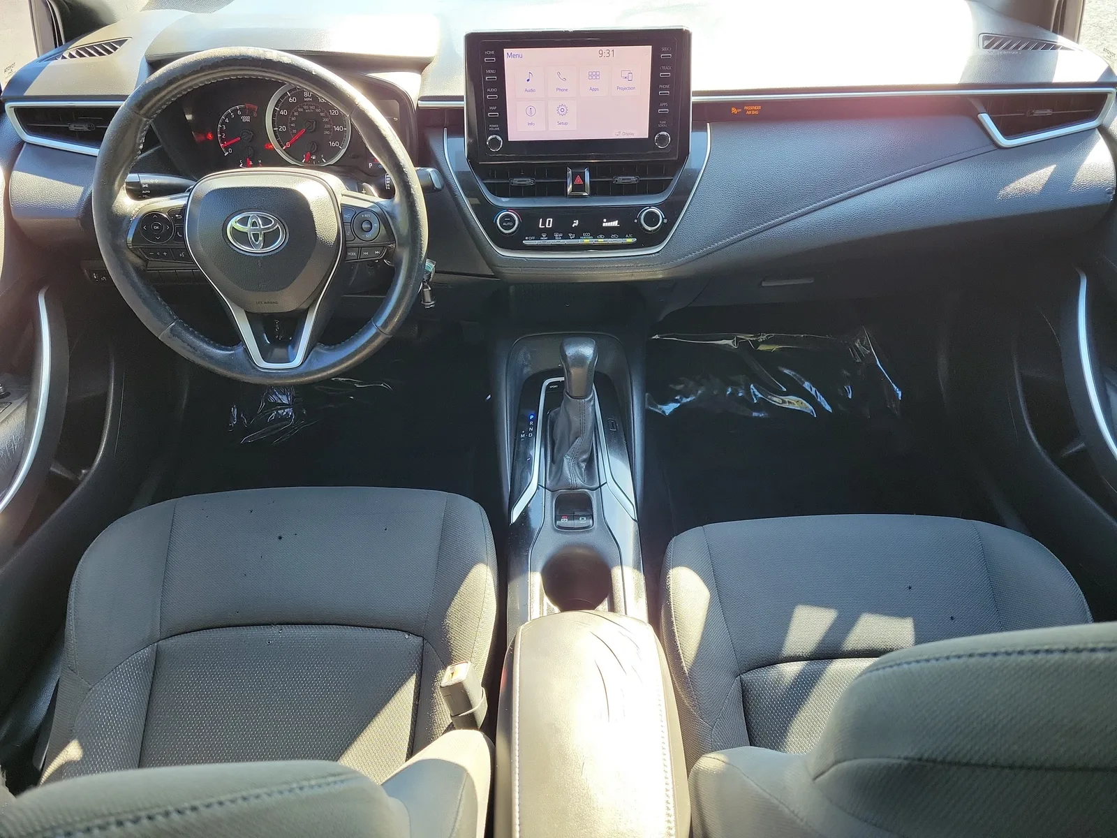 2020 Toyota Corolla SE photo 17