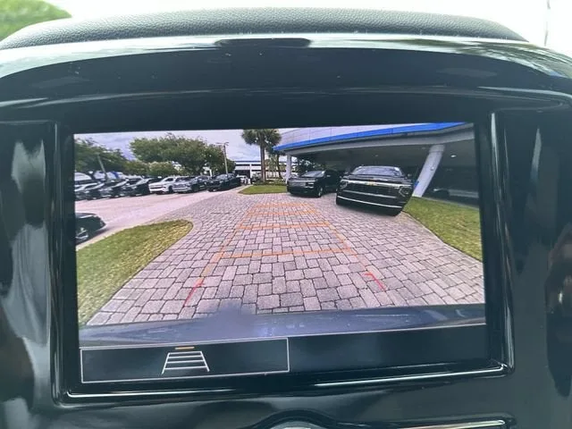2023 Chevrolet Traverse LS photo 24
