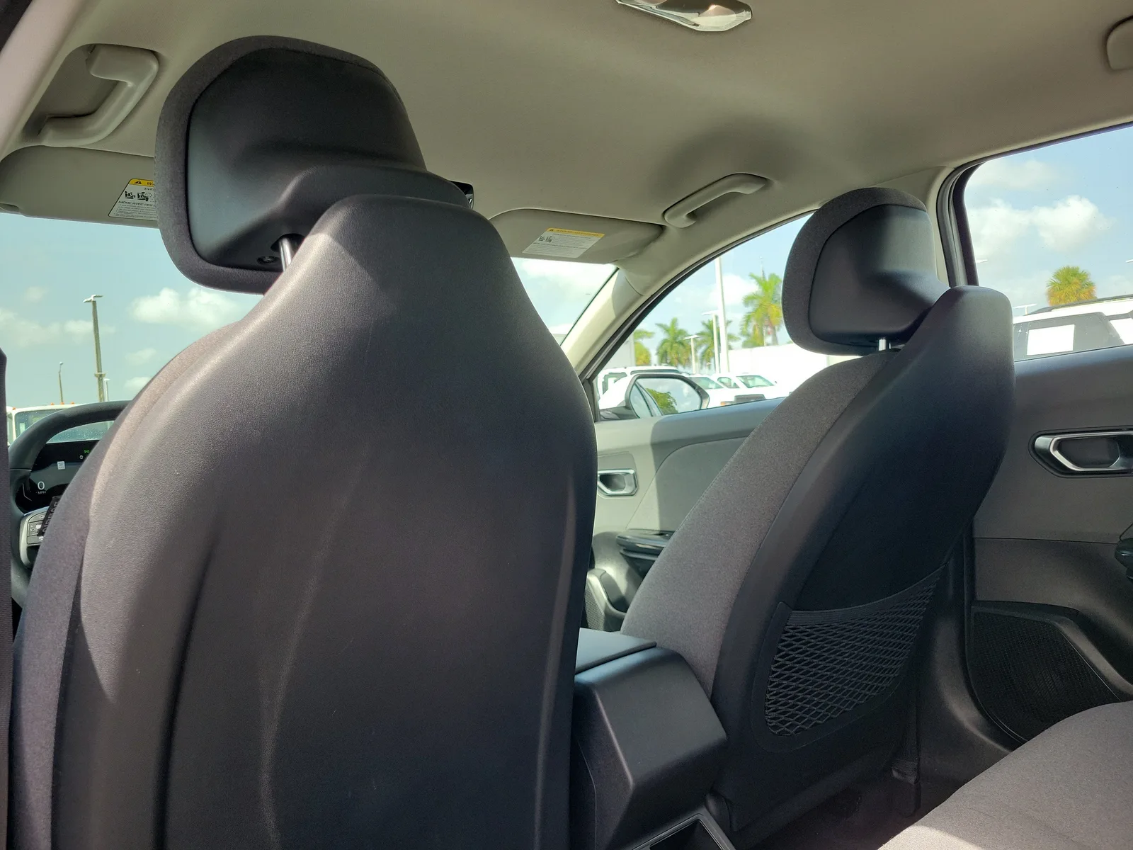 2025 Kia K4 EX photo 15