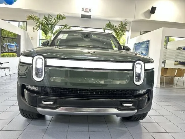 2023 RIVIAN R1S Adventure photo 18