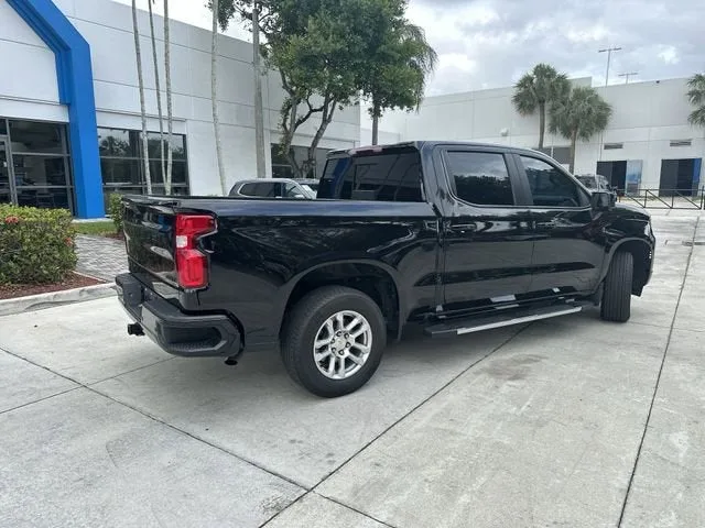 2024 Chevrolet Silverado 1500 RST photo 33