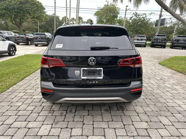 2022 Volkswagen Taos S photo 35
