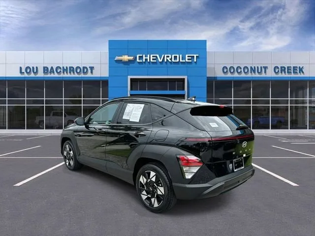2025 Hyundai Kona SEL photo 6