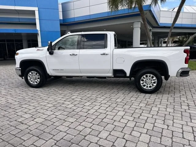 2024 Chevrolet Silverado 3500 HD LTZ photo 33