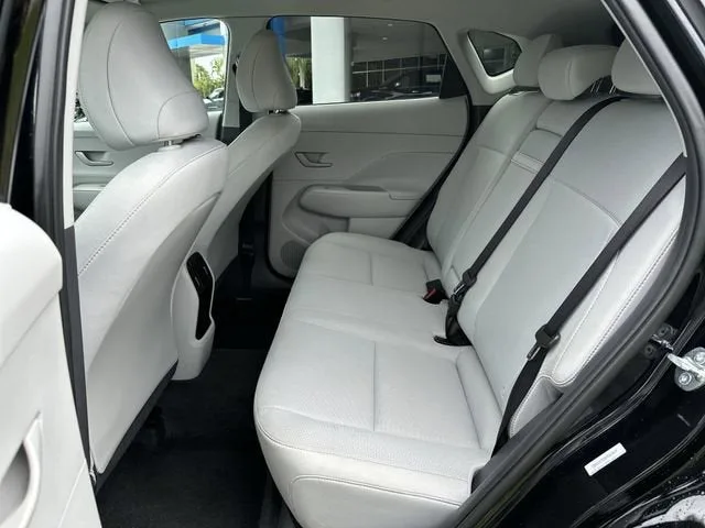 2025 Hyundai Kona SEL photo 27