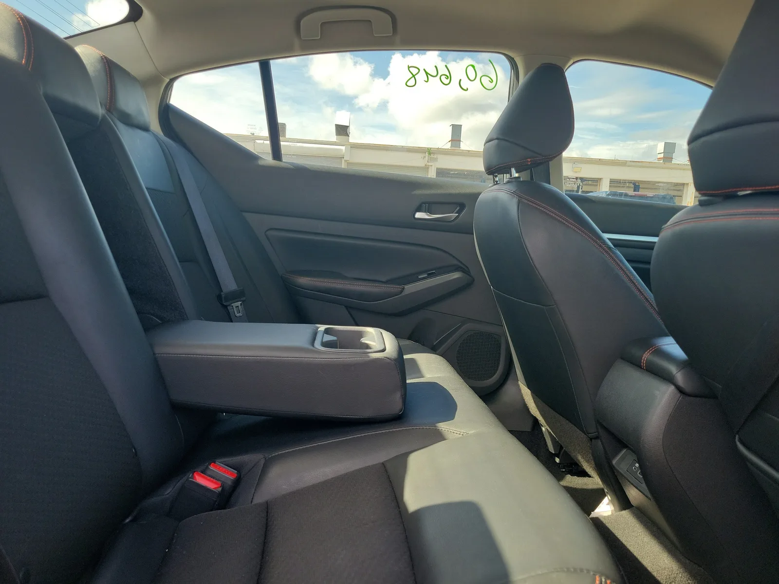 2024 Nissan Altima 2.5 SR photo 7