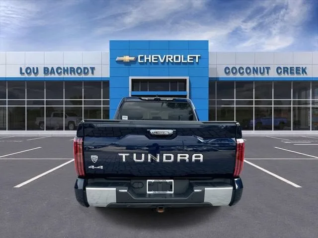 2022 Toyota Tundra 4WD Limited photo 7