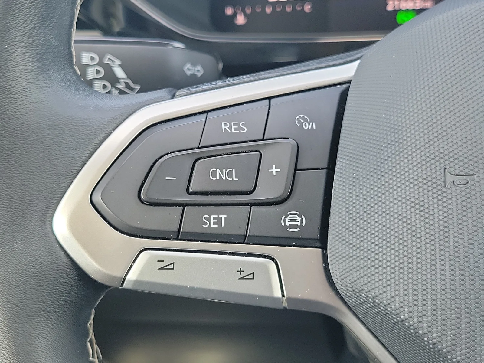 2023 Volkswagen Taos S photo 25