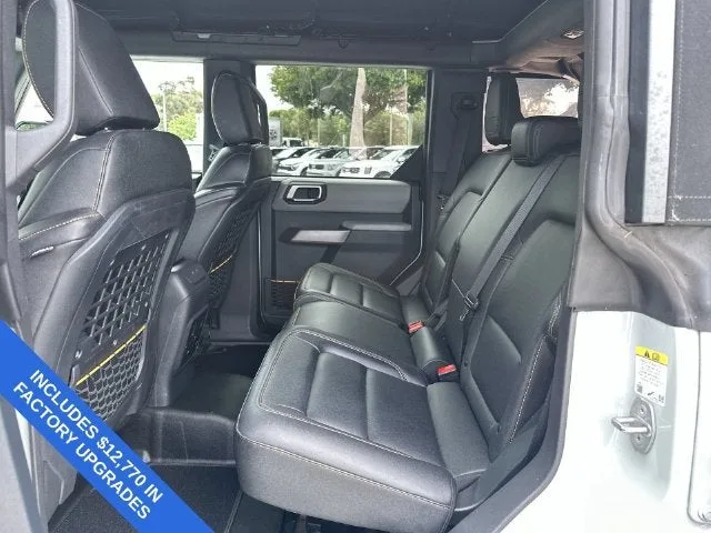 2023 Ford Bronco Base photo 27