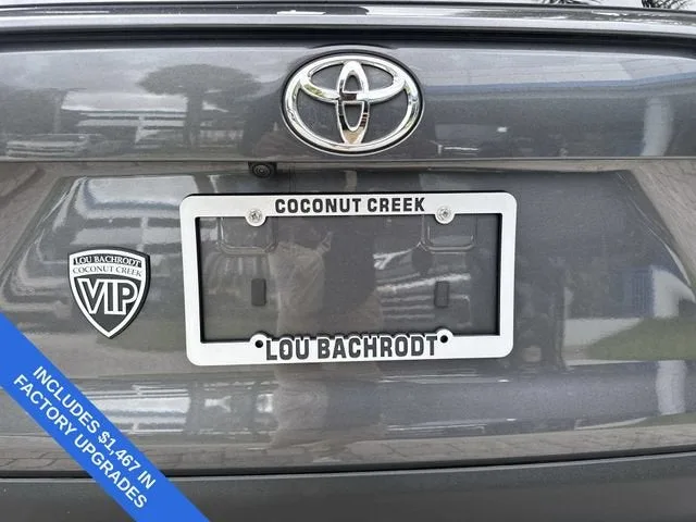 2024 Toyota RAV4 XLE Premium photo 13
