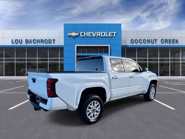 2024 Toyota Tacoma 2WD SR5 photo 8