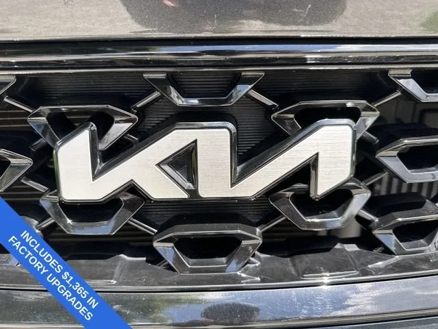 2023 Kia Sorento EX photo 10