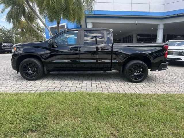 2024 Chevrolet Silverado 1500 RST photo 32