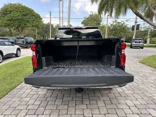 2023 Chevrolet Silverado 1500 LT photo 28