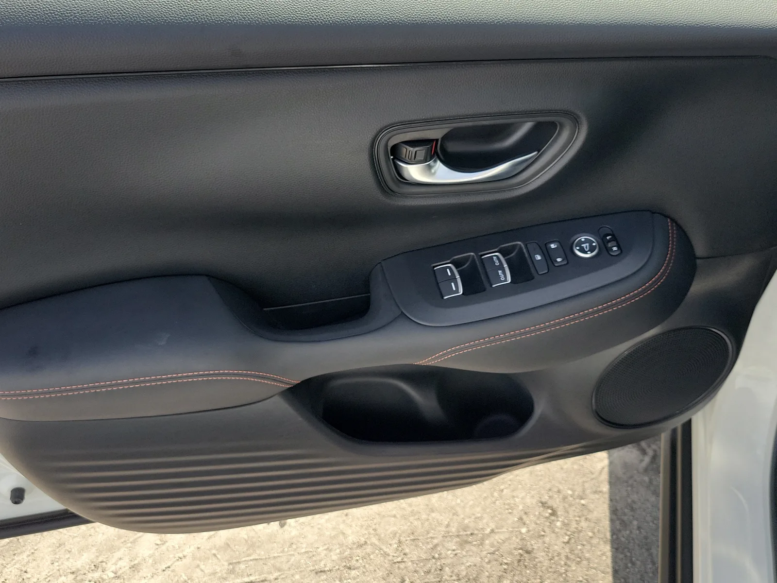 2025 Honda HR-V Sport photo 17