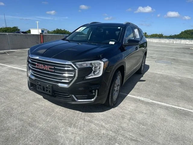 2024 GMC Terrain SLT photo 19