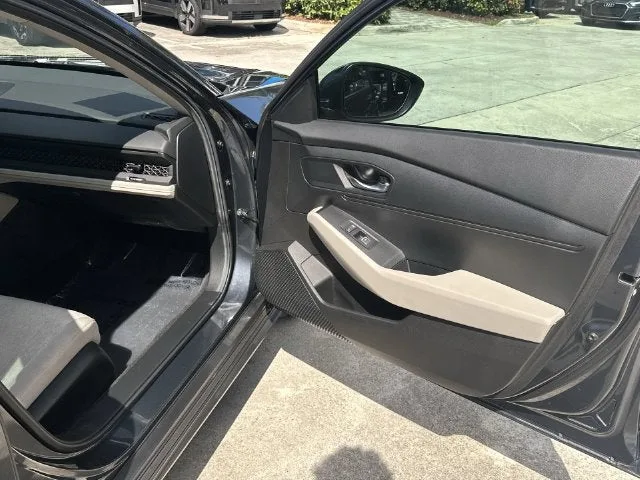 2025 Honda Accord Sedan LX photo 23