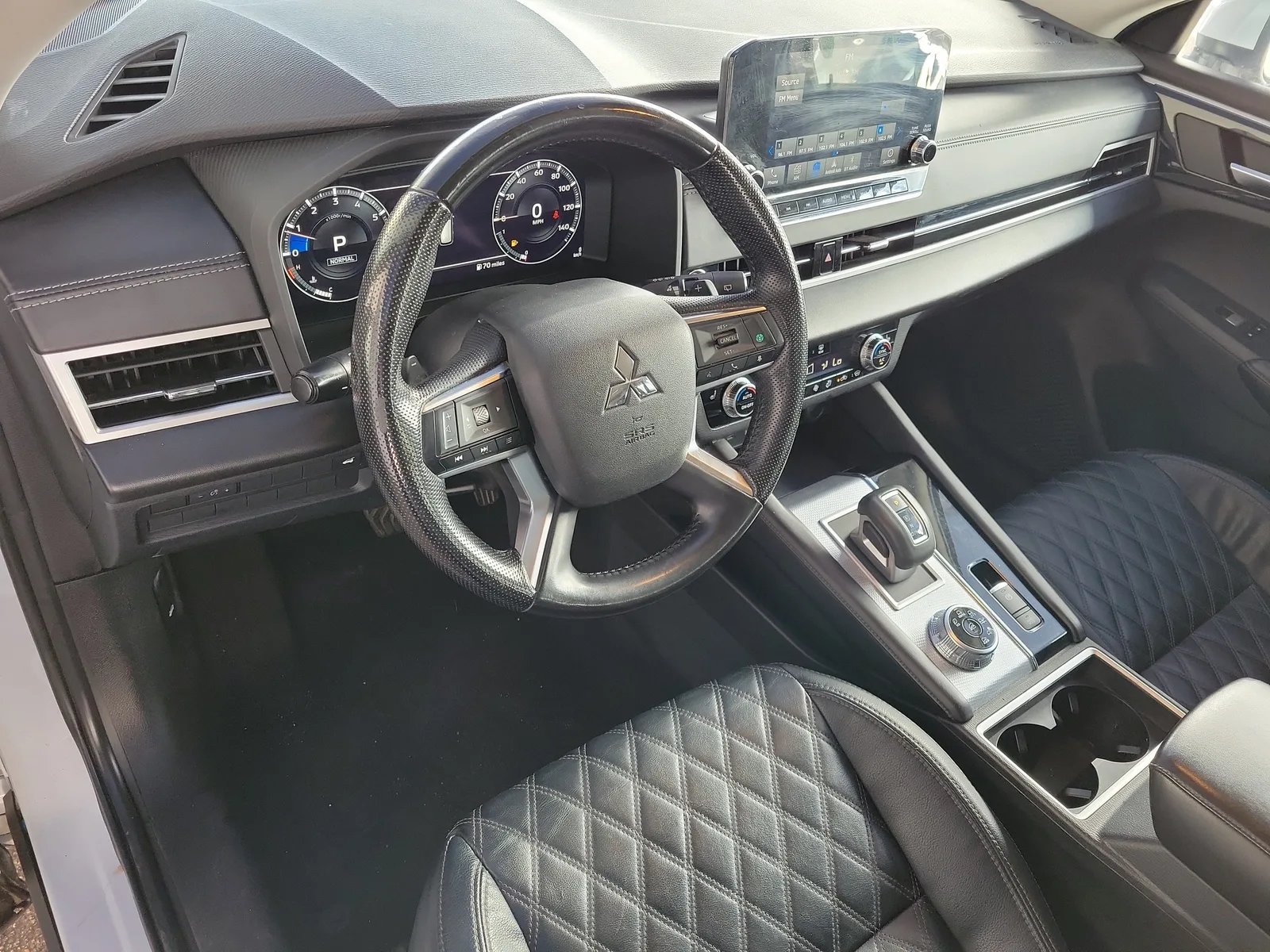 2022 Mitsubishi Outlander SEL photo 14